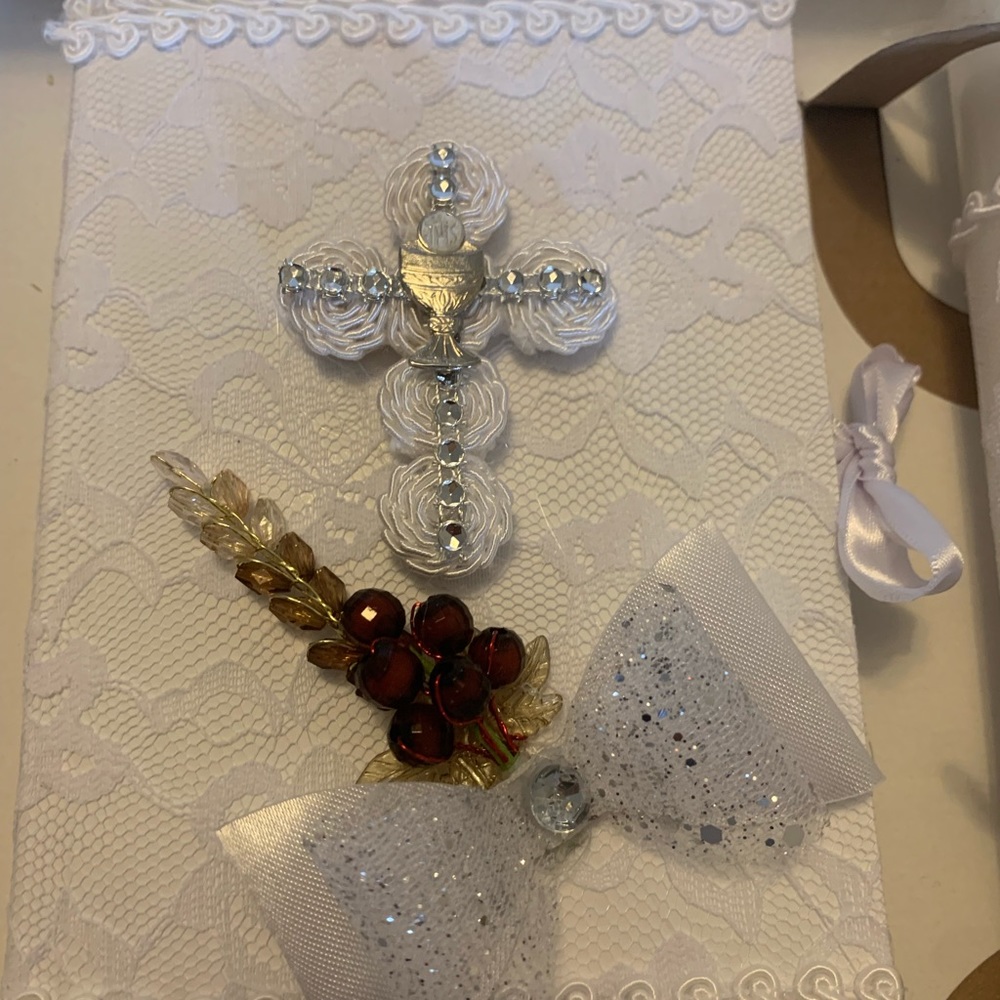 Girls first communion set - Picture 4 of 5